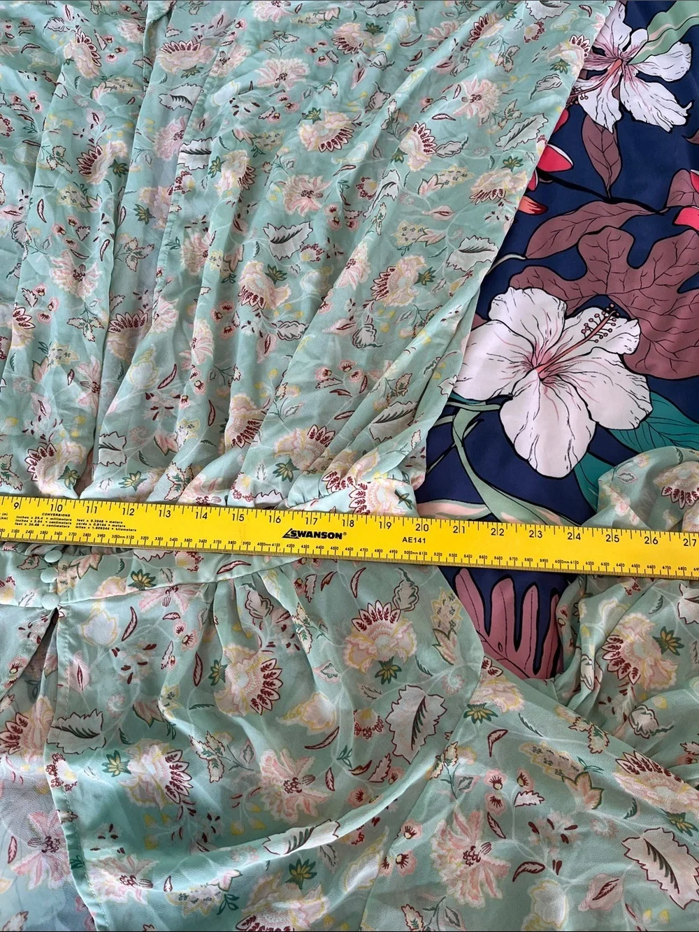 Mint Floral Long-Sleeve Kaftan Style Balloon sleeved dress